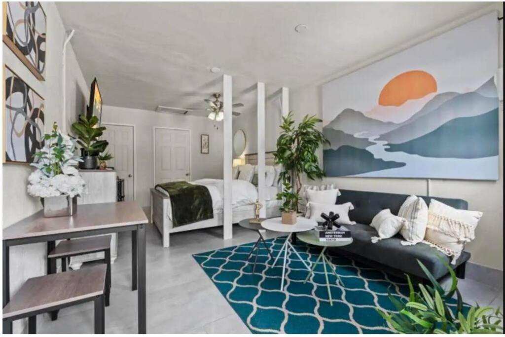 Inviting Oasis - Cozy, Spotless, And Comfortable Room Pahokee Exteriör bild